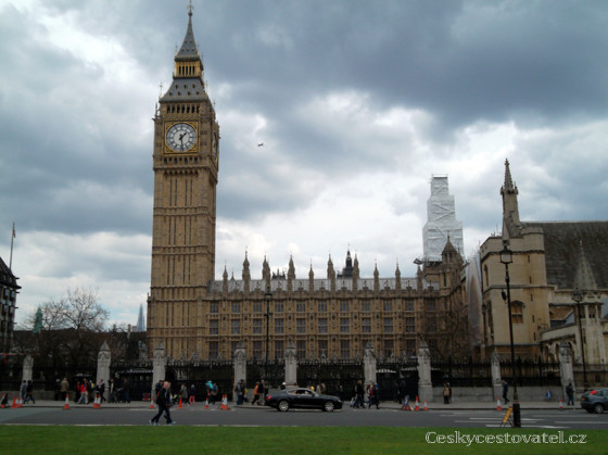 LONDON-04